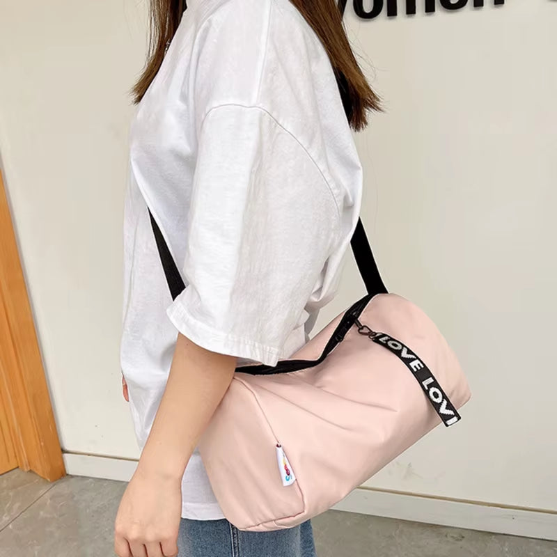 Waterproof Women's Gym Bag - Ultralight Fitness Duffle for Outdoor Travel and Sports Activities