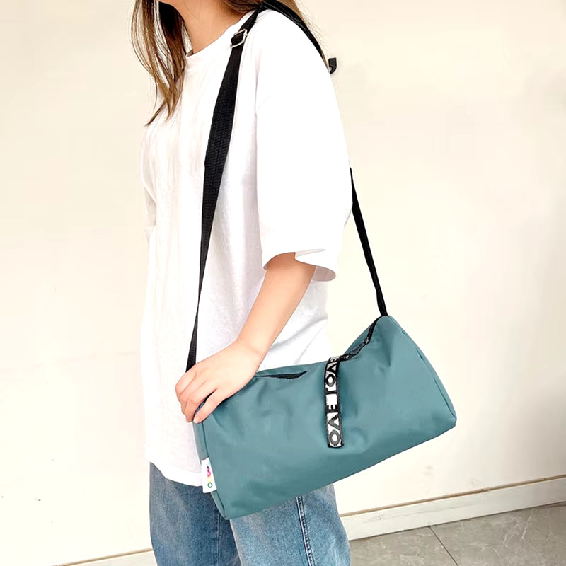 Waterproof Women's Gym Bag - Ultralight Fitness Duffle for Outdoor Travel and Sports Activities